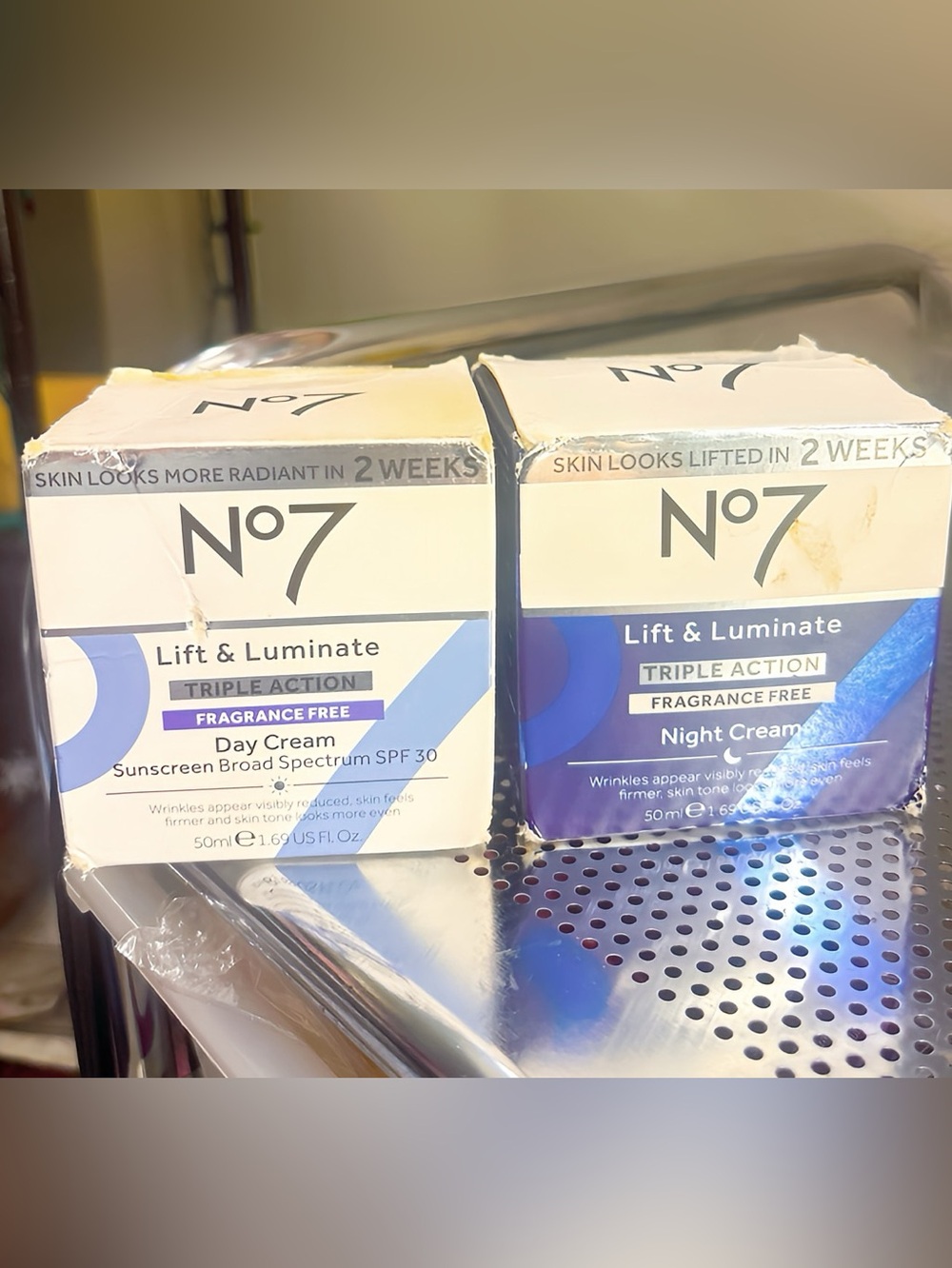 Lift & Luminate Triple Action Nite & Day Cream - Fragrance Free (White & Blue)